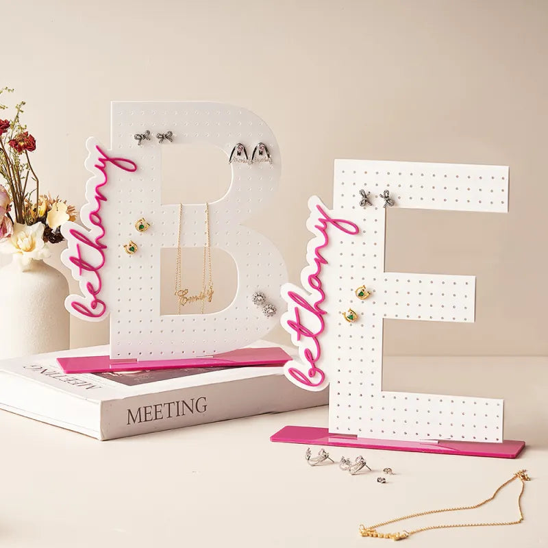 Porta Orecchini in Acrilico Personalizzato con Nome – Organizer Espositore Gioielli su Misura – Regalo per Lei e Festa della Mamma