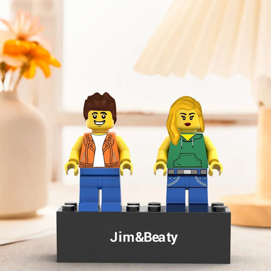 Set Minifigure Coppia Personalizzabili: Un Regalo Creativo con Base Incisa e Vetrina Espositiva papà