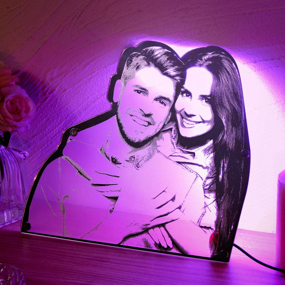 Specchio LED Personalizzato con Foto Lampada Sagoma Luminosa da Parete