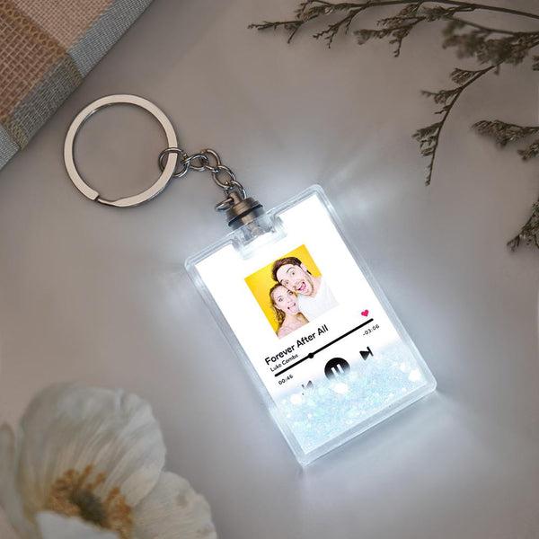 Portachiavi Luminoso Personalizzato con Foto e Codice Musicale – brillantini Colorate e Design Scansionabile papà