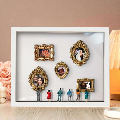 Il Nostro Museo – Cornice Bianca Personalizzata – Regalo di Coppia Miniatura per Lei – San Valentino e Anniversario