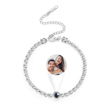 Bracciale con Proiezione Foto Personalizzata – Regalo Magico per Lei – Gioiello per San Valentino e Festa della mamma