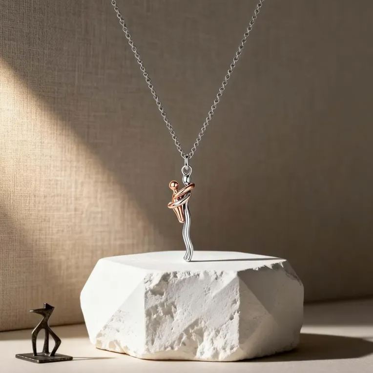 Collana Abbraccio Mamma e Figlio Pendente Two-Tone Regalo Festa della Mamma