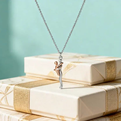 Collana Abbraccio Mamma e Figlio Pendente Two-Tone Regalo Festa della Mamma