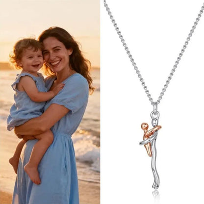 Collana Abbraccio Mamma e Figlio Pendente Two-Tone Regalo Festa della Mamma